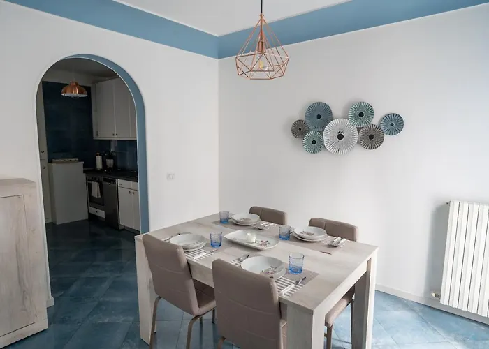 Апартаменты Casa Belmonte - By Myhomeincomo Комо